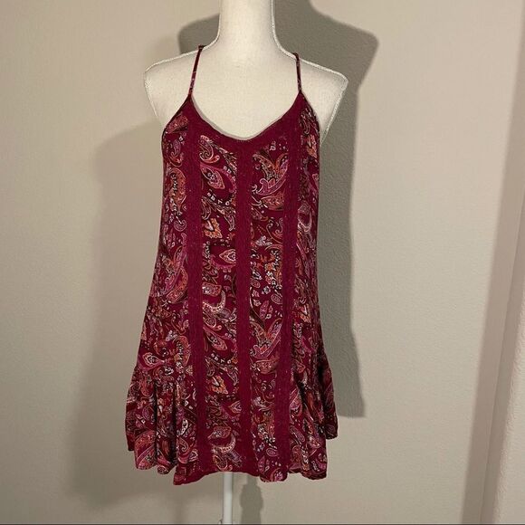 HOLLISTER boho chic, mini racer back dress w/lace accent & ruffled hem, Size S - Picture 1 of 6